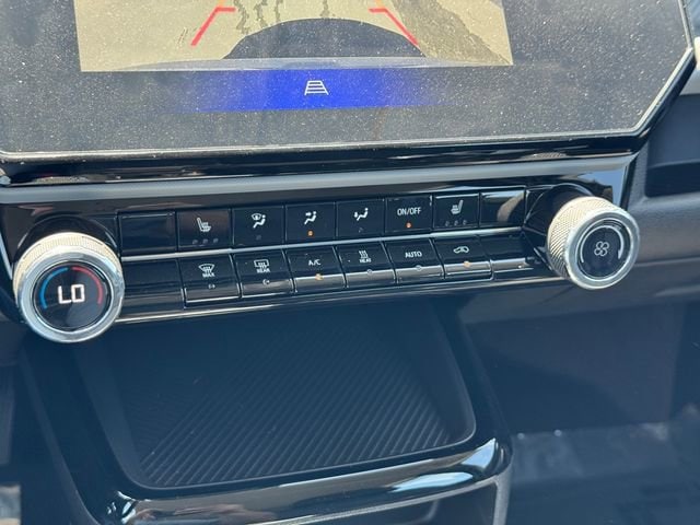 2027 Chevrolet Bolt LT - Photo 16