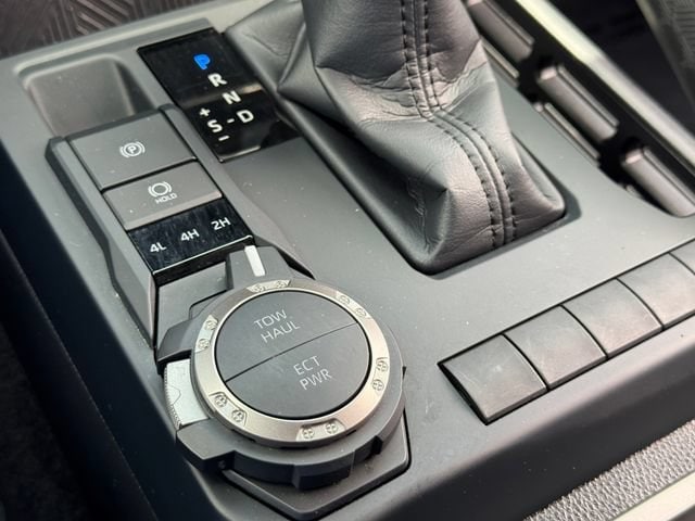 2026 Toyota Tacoma SR5 - Photo 19