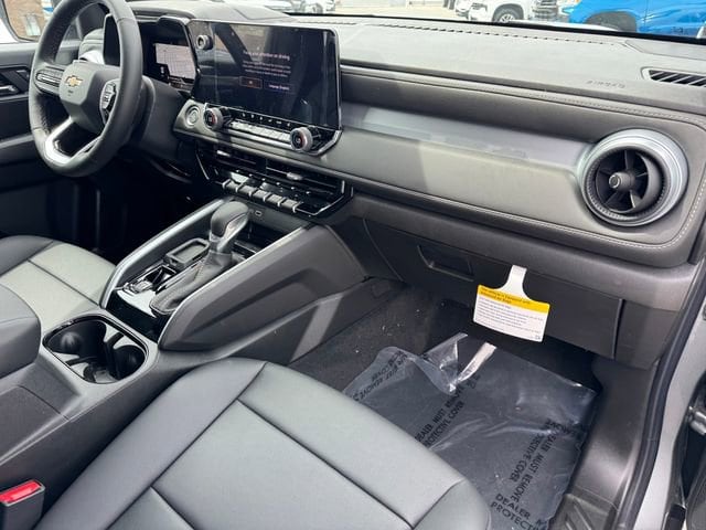 2026 Chevrolet Colorado LT photo 5