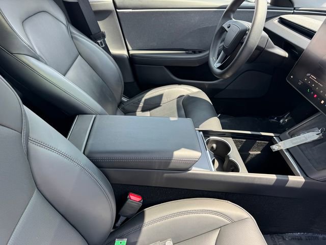2025 Tesla Model 3 Long Range - Photo 6