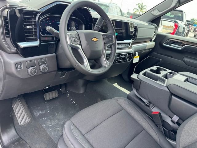 2026 Chevrolet Silverado 1500 LT - Photo 14