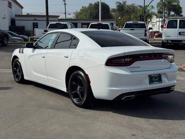 2022 Dodge Charger SXT photo 2