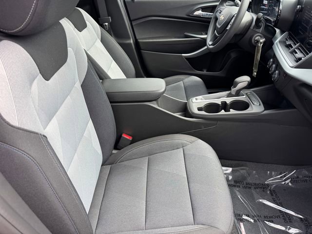 2026 Chevrolet Trax LS - Photo 7