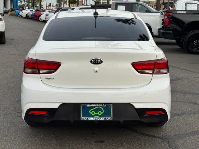 2019 Kia Rio LX photo 3