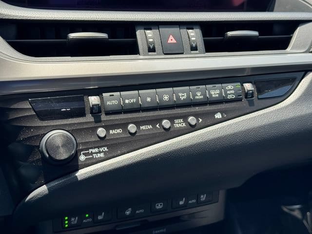 2019 Lexus ES 350 Luxury - Photo 15