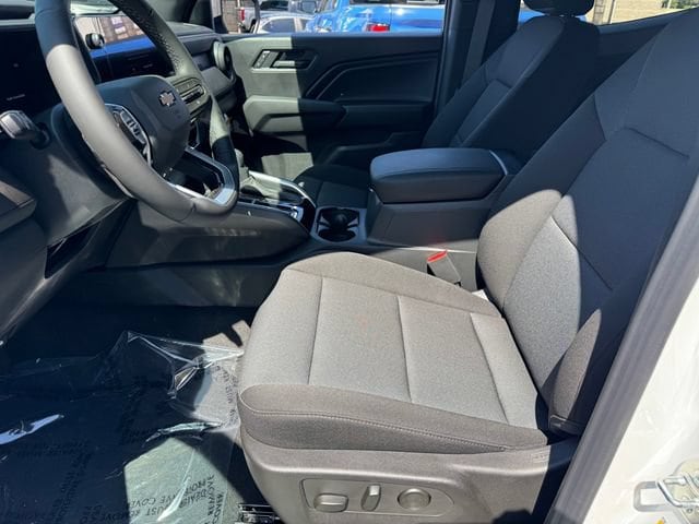 2026 Chevrolet Colorado Work Truck - Photo 15