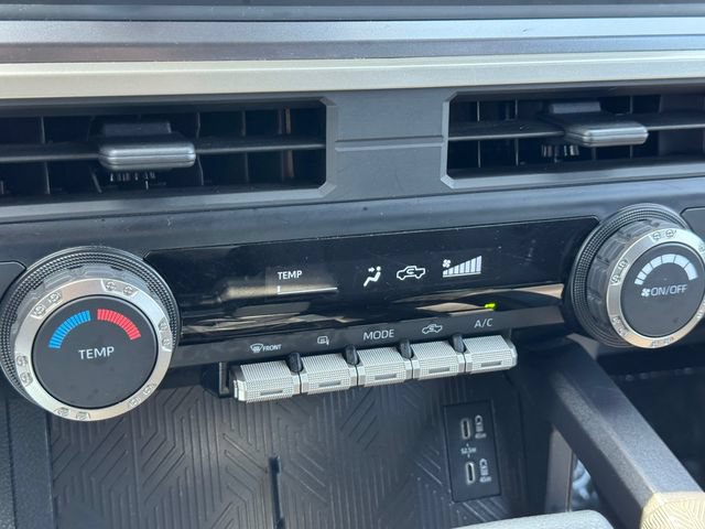 2026 Toyota Tacoma SR5 - Photo 17