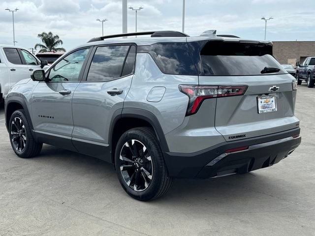 2026 Chevrolet Equinox RS photo 2