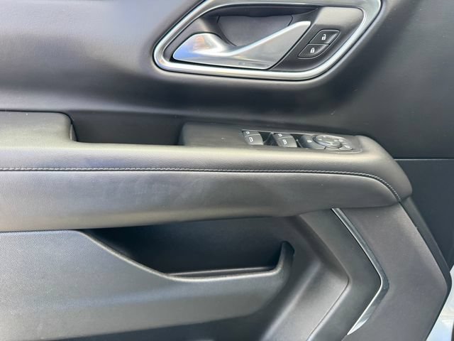 2024 Chevrolet Suburban LS - Photo 15
