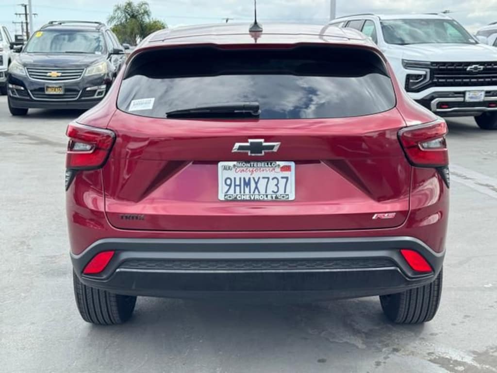 Used 2024 Chevrolet Trax 1RS SUV