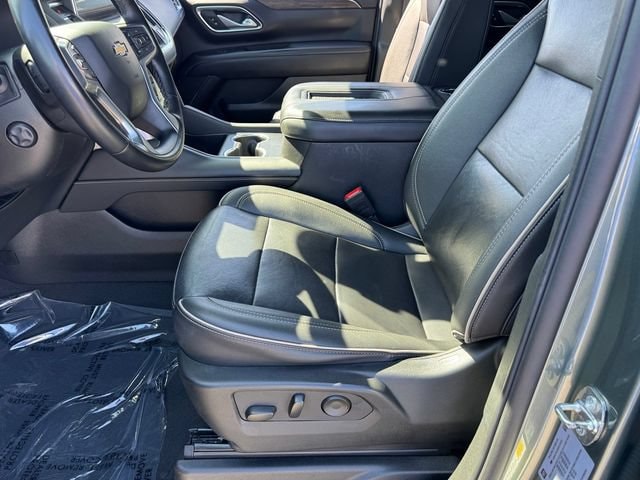 2024 Chevrolet Suburban Premier - Photo 14