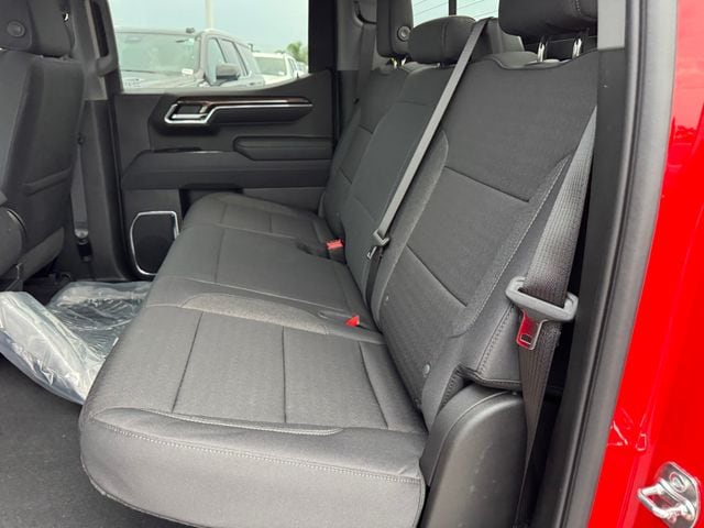 2025 Chevrolet Silverado 1500 LT - Photo 33