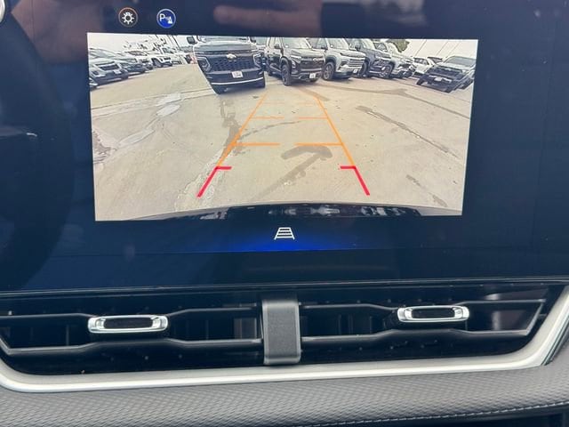 2025 Chevrolet Equinox LT - Photo 12
