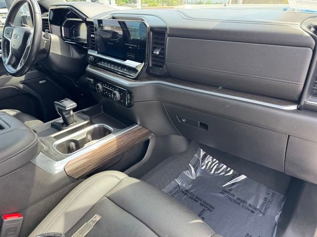 2022 Chevrolet Silverado 1500 RST photo 5