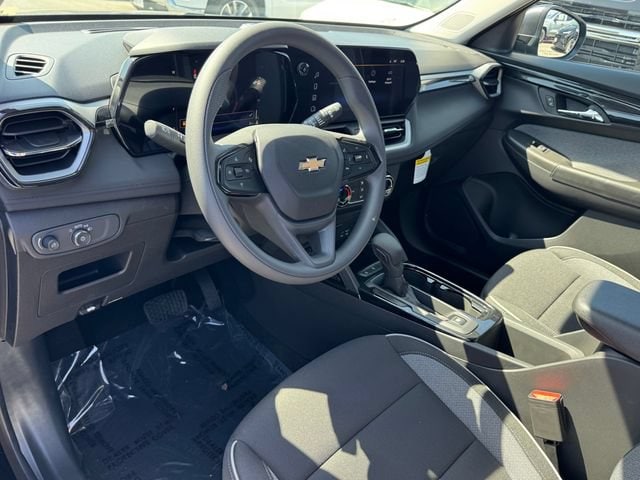 2026 Chevrolet Trailblazer LS - Photo 12
