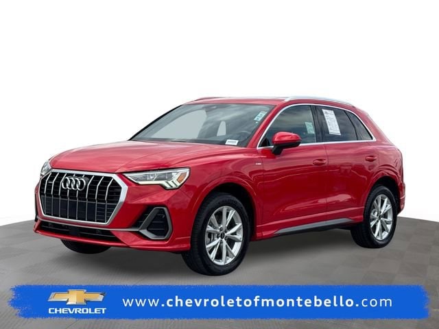 2024 Audi Q3 45 TFSI S Line Premium quattro's photo