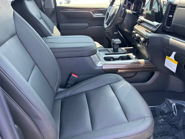 2026 Chevrolet Silverado 1500 LT Trail Boss - Photo 7