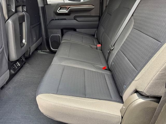 2022 Chevrolet Silverado 1500 LT - Photo 12