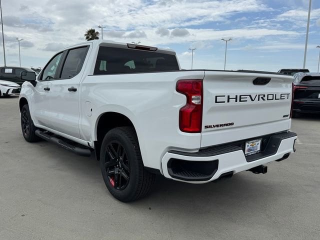 2026 Chevrolet Silverado 1500 RST photo 2