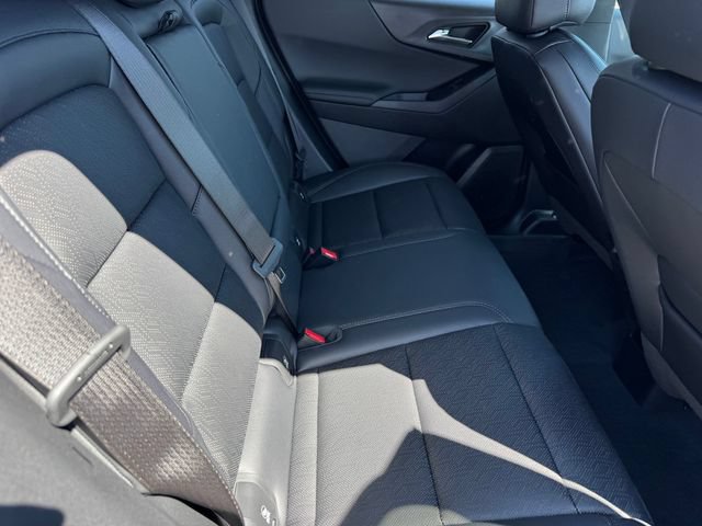 2027 Chevrolet Equinox LT - Photo 9