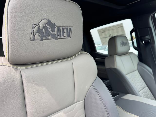 2026 Chevrolet Silverado 1500 ZR2 photo 3