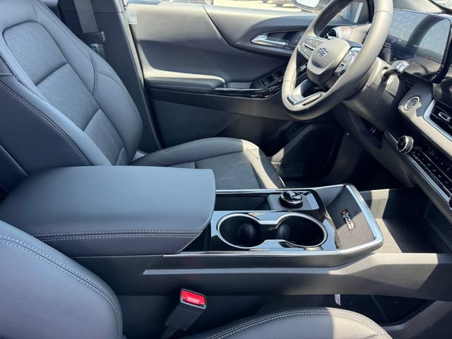 2026 Chevrolet Equinox LT - Photo 6