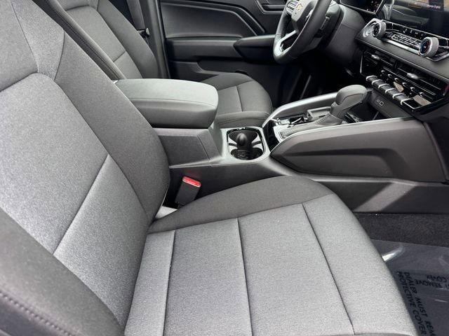 2026 Chevrolet Colorado WT photo 6