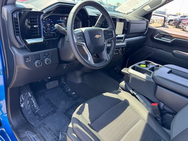 2022 Chevrolet Silverado 1500 LT - Photo 13