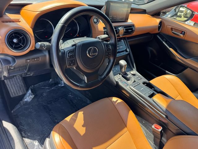 2023 Lexus IS 300 - Photo 11