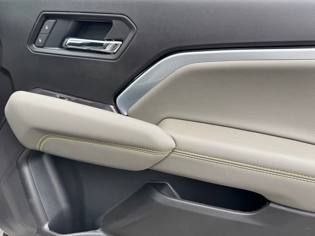 2026 Chevrolet Colorado ZR2 photo 3