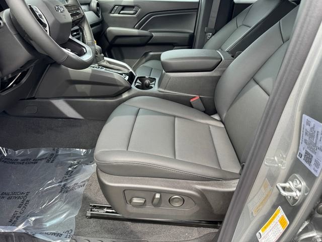 2026 Chevrolet Colorado Trail Boss - Photo 15