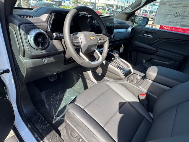 2026 Chevrolet Colorado LT - Photo 17