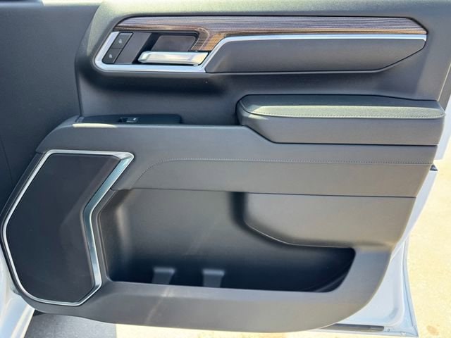 2025 Chevrolet Silverado 2500HD LT - Photo 8