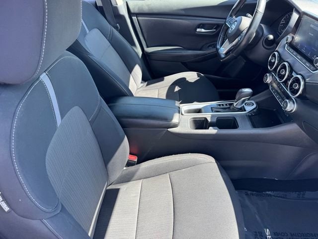 2023 Nissan Sentra SV Xtronic CVT photo 6