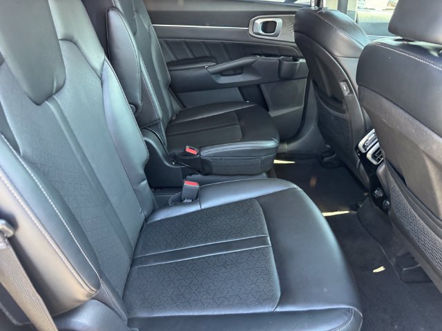 2022 Kia Sorento SX - Photo 8