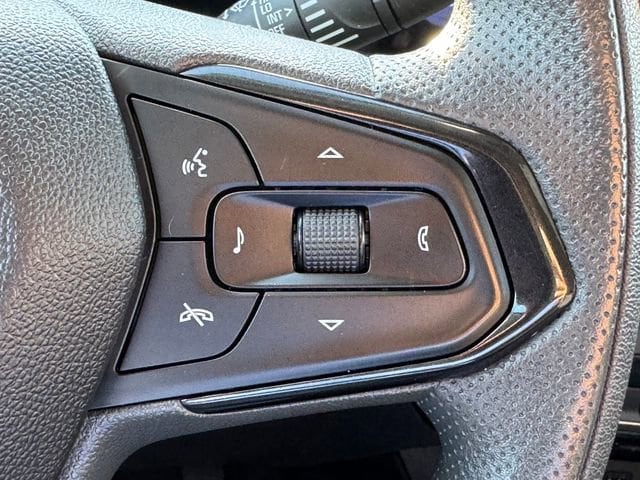 2025 Chevrolet Trax LT - Photo 17
