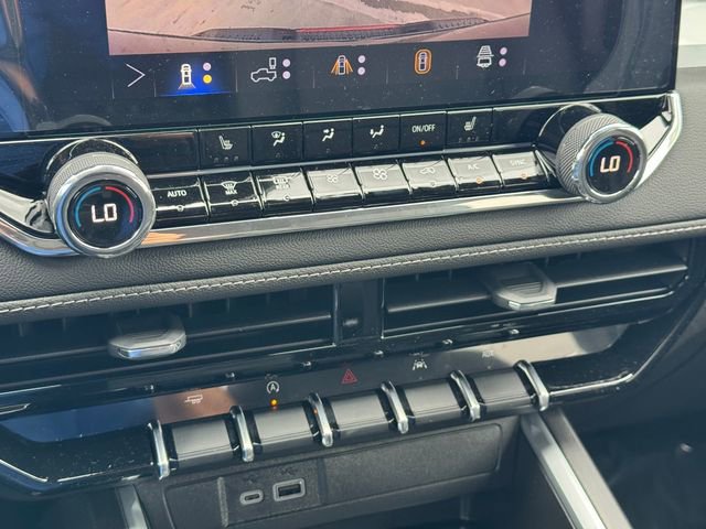 2026 Chevrolet Colorado LT - Photo 16