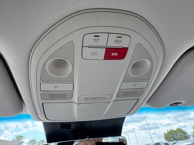 2026 GENESIS G70 Standard - Photo 25
