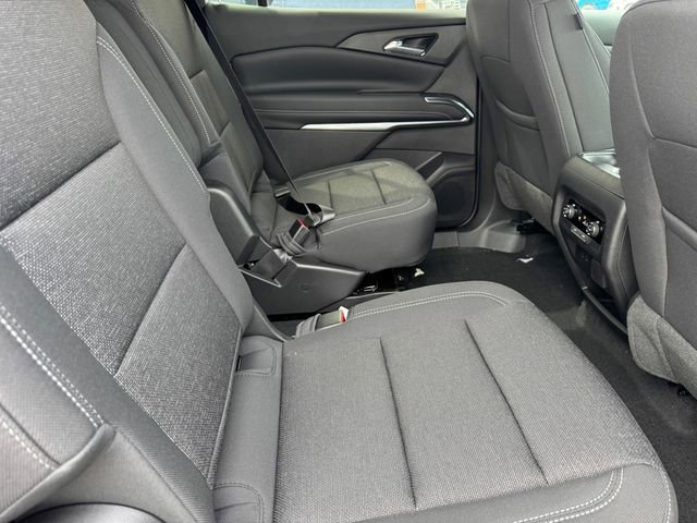 2026 Chevrolet Traverse LT photo 3