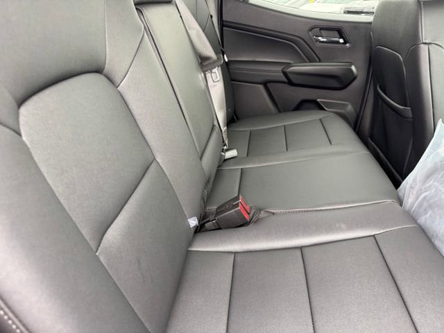 2026 Chevrolet Colorado LT photo 3