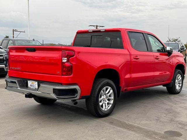 2025 Chevrolet Silverado 1500 LT photo 5