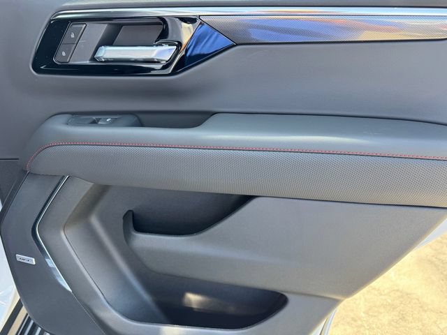 2026 Chevrolet Tahoe RST - Photo 9