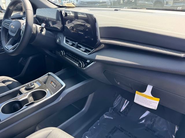 2026 Chevrolet Equinox LT photo 5