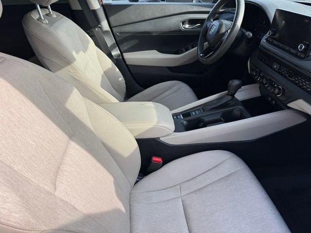 2023 Honda Accord LX photo 6