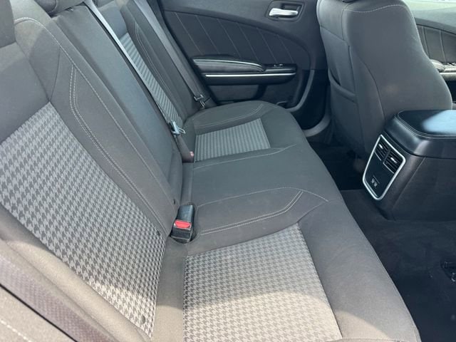 2023 Dodge Charger SXT photo 6