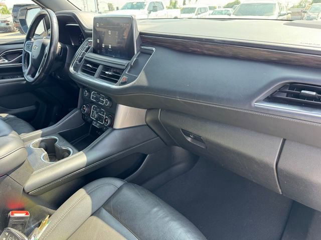 2022 Chevrolet Suburban LT photo 6