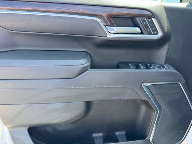 2025 GMC Sierra 1500 SLT - Photo 14