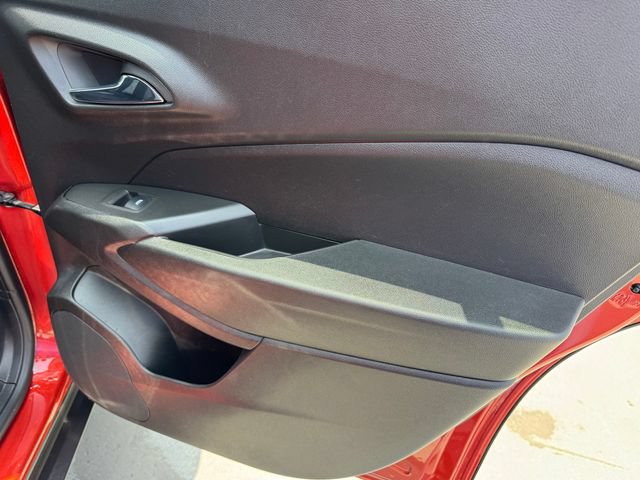 2024 Chevrolet Trax RS - Photo 9
