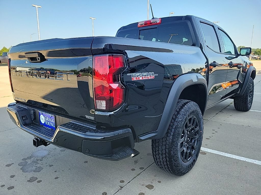 2026 Chevrolet Colorado Trail Boss - Photo 6