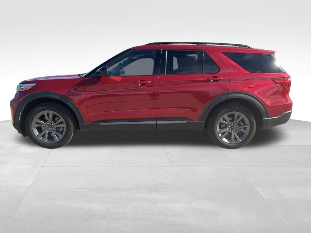 Used 2023 Ford Explorer XLT